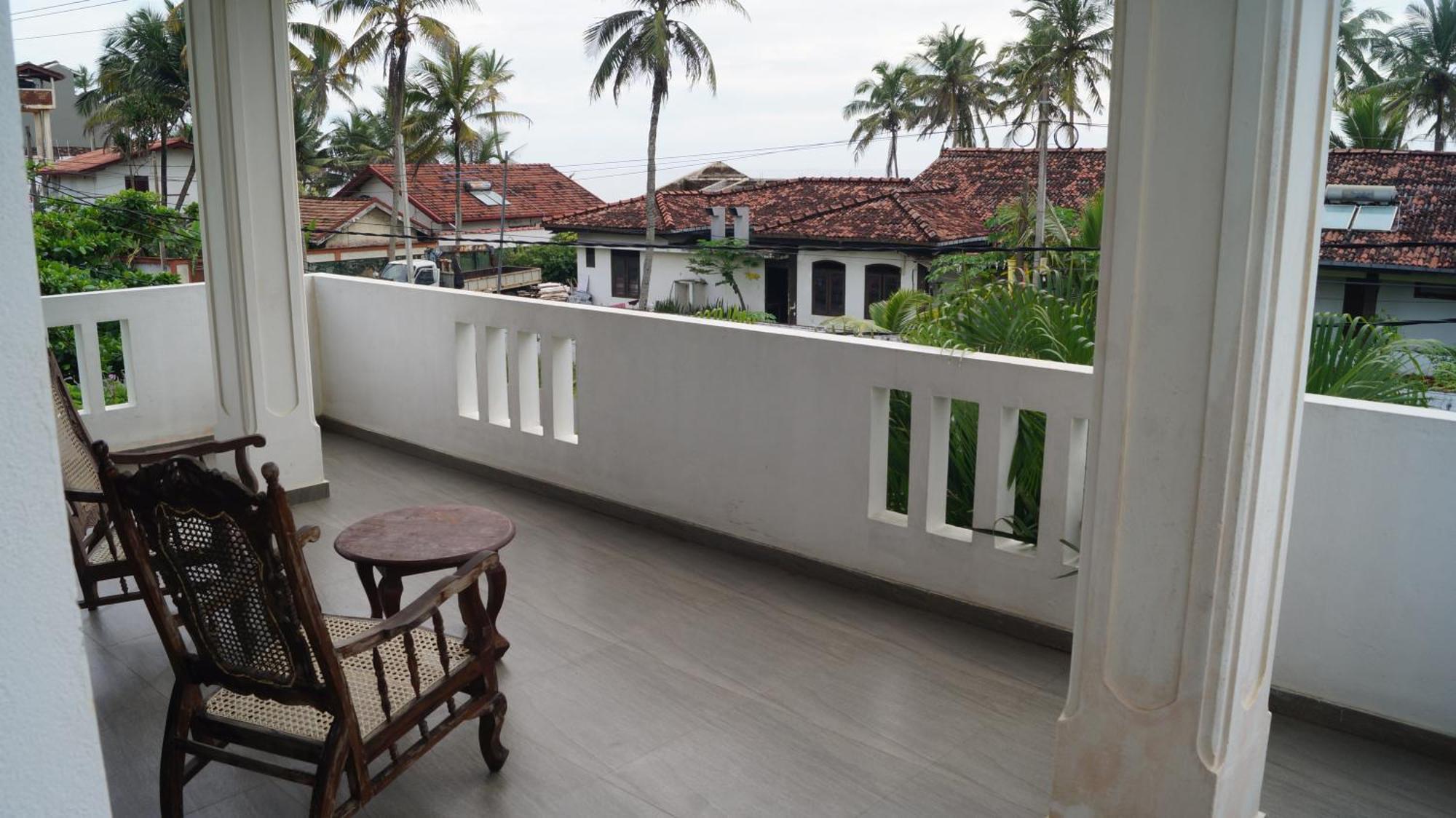 Aurora Hotel Hikkaduwa Esterno foto