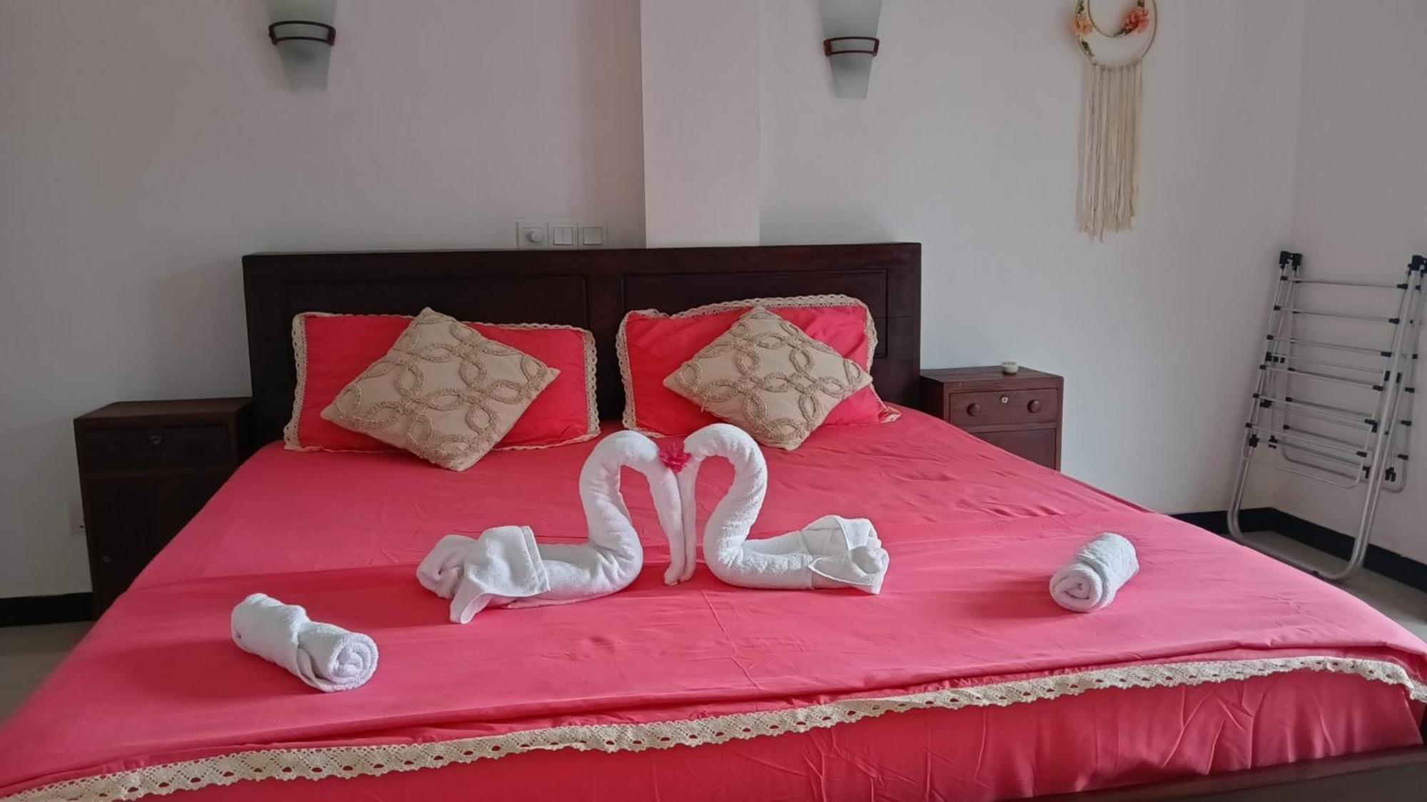 Aurora Hotel Hikkaduwa Esterno foto
