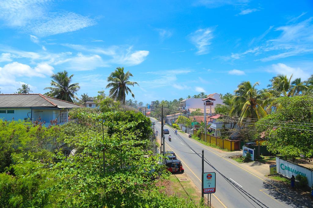 Aurora Hotel Hikkaduwa Esterno foto